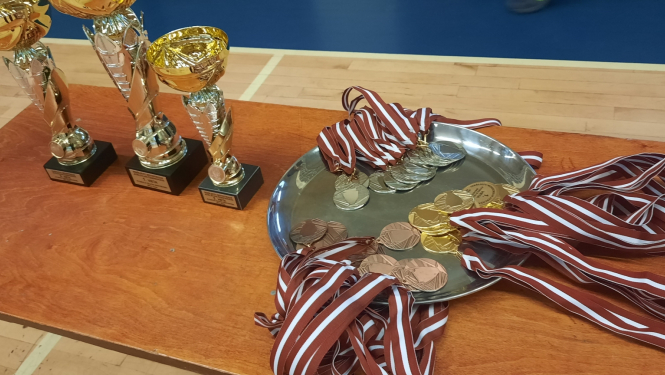 Iekšlietu ministrijas atklātā čempionāta  sacensībās futbolā sievietēm uzvar  Valsts policijas Rīgas reģiona pārvaldes komanda