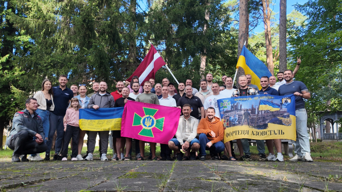 Iekšlietu ministrijas veselības un sporta centra Nodaļā “Dzintari” Ukrainas Valsts robežsardzes dienesta un Ukrainas Valsts ārkārtējo situāciju dienesta grupa saņēma psiholoģiskā atbalsta kursu