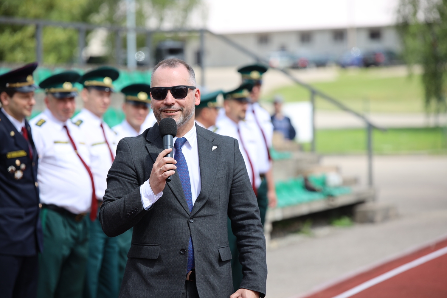 Svinīgi atklātajā Valsts robežsardzes koledžas Profesionālās un taktiskās apmācības centra stadionā aizvadītas Iekšlietu ministrijas atklātā čempionāta sacensības futbolā