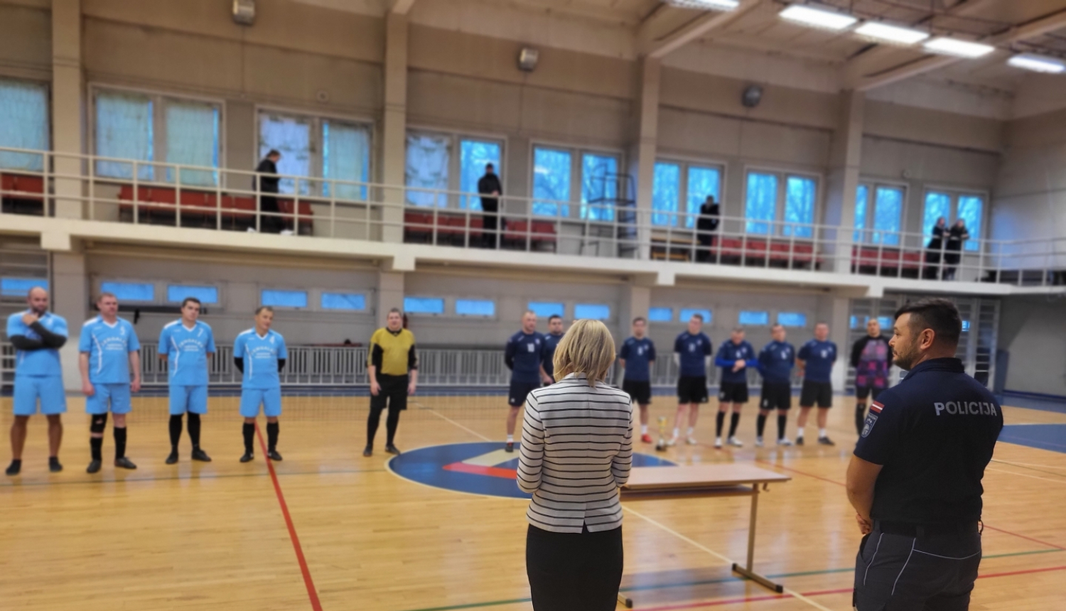 Valsts policijas čempionāta sacensībās futbolā telpās apbalvošana