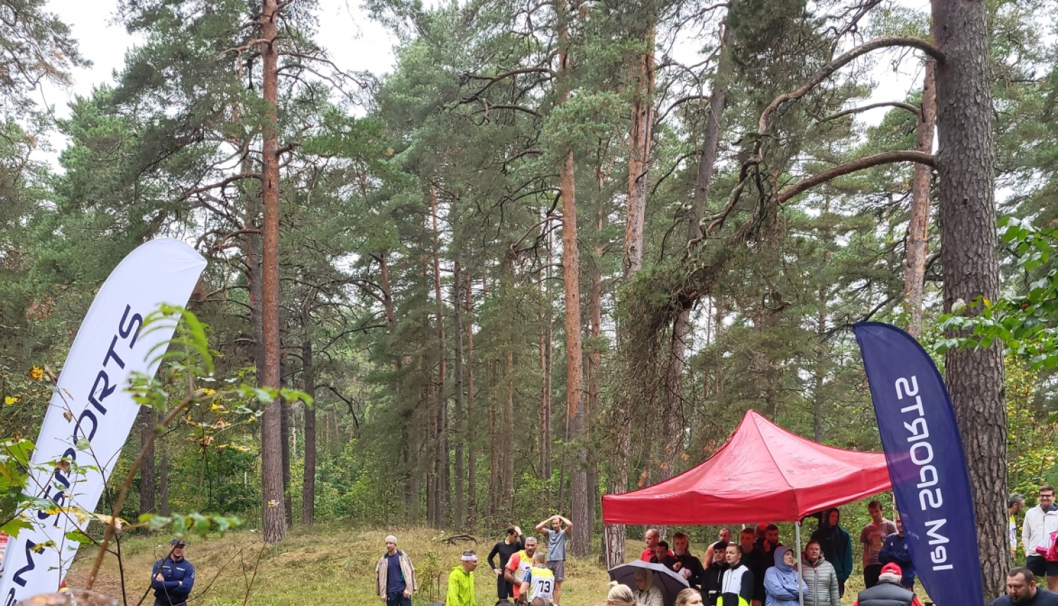 Šmerļa meža trasē, Rīgā notika Iekšlietu ministrijas čempionāta sacensības vieglatlētikas krosā