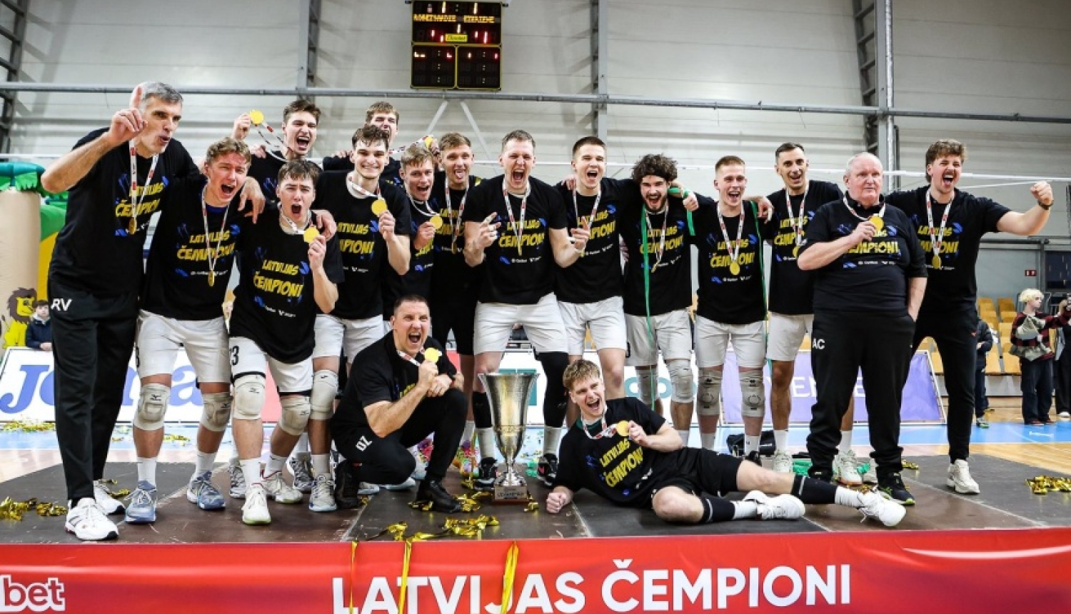 “Robežsardze/Rīga” volejbolisti zelta finālspēlē 